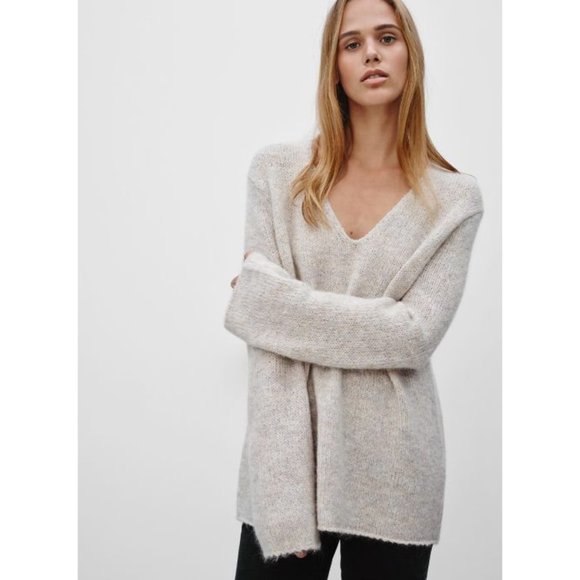 Aritzia Sweaters - Aritzia Golden by Tna Denning Knit Sweater